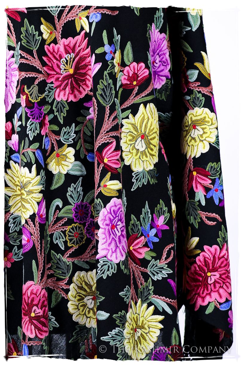 Belles Fleurs de Maisonnais Français Antiquaires Shawl