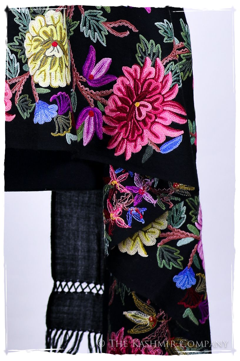 Belles Fleurs de Maisonnais Français Antiquaires Shawl