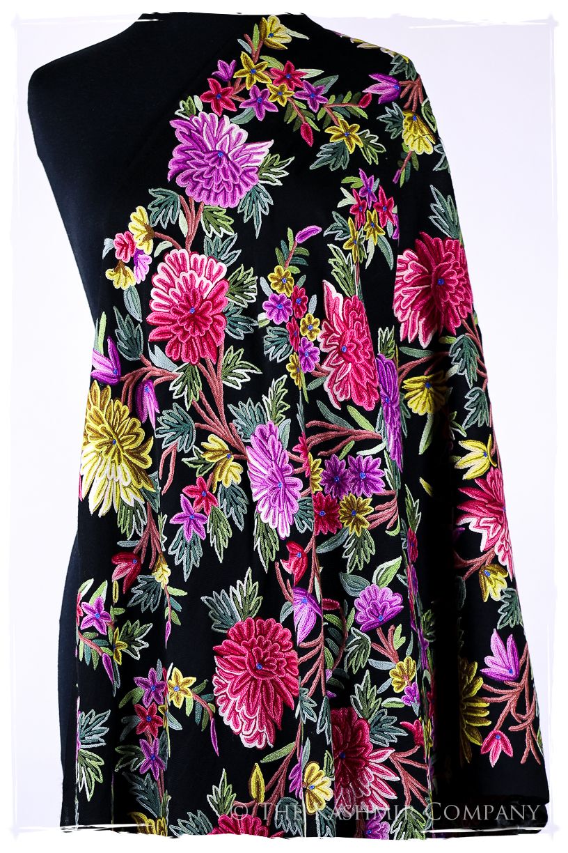 Belles Fleurs de Montréal Français Antiquaires Shawl