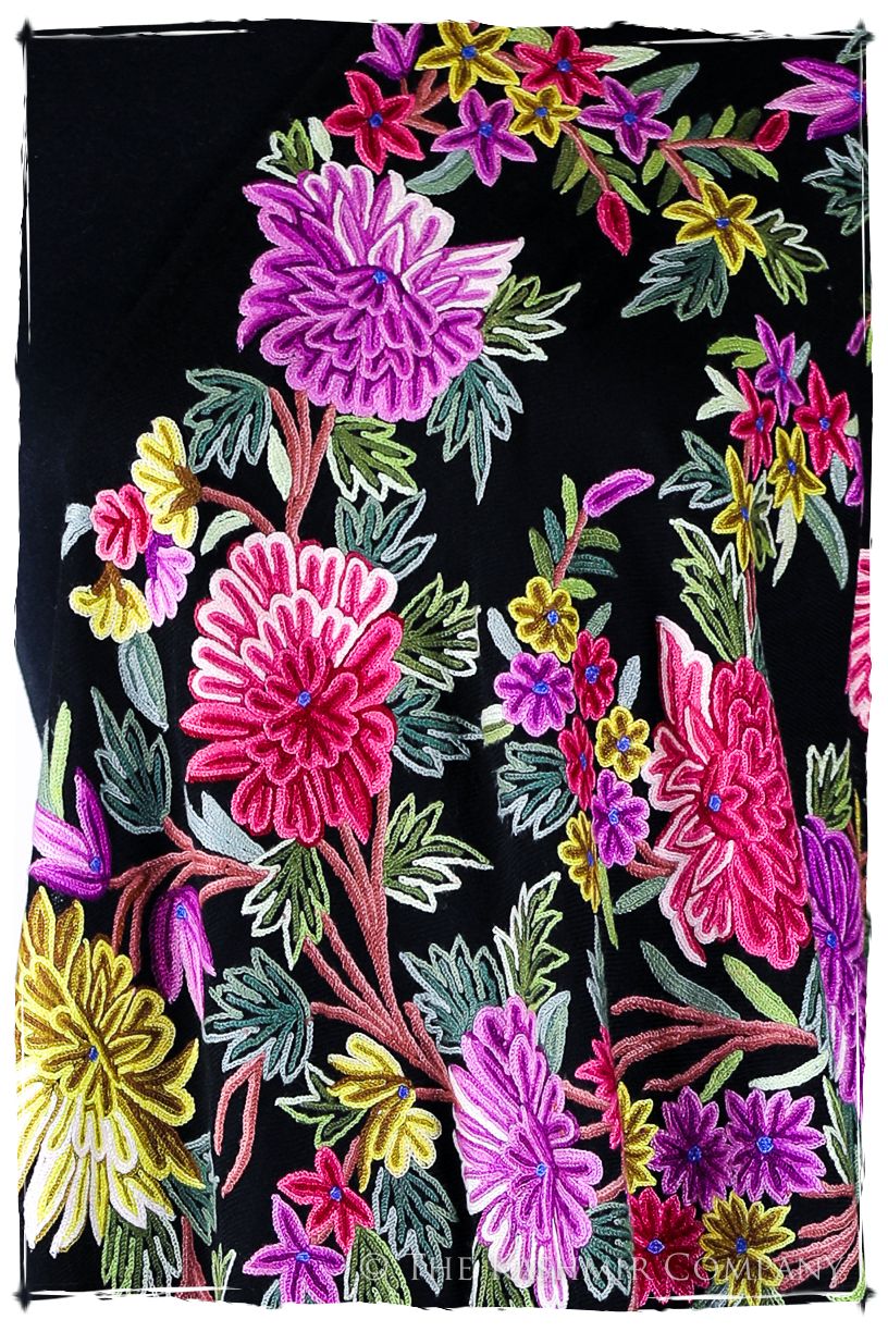 Belles Fleurs de Montréal Français Antiquaires Shawl