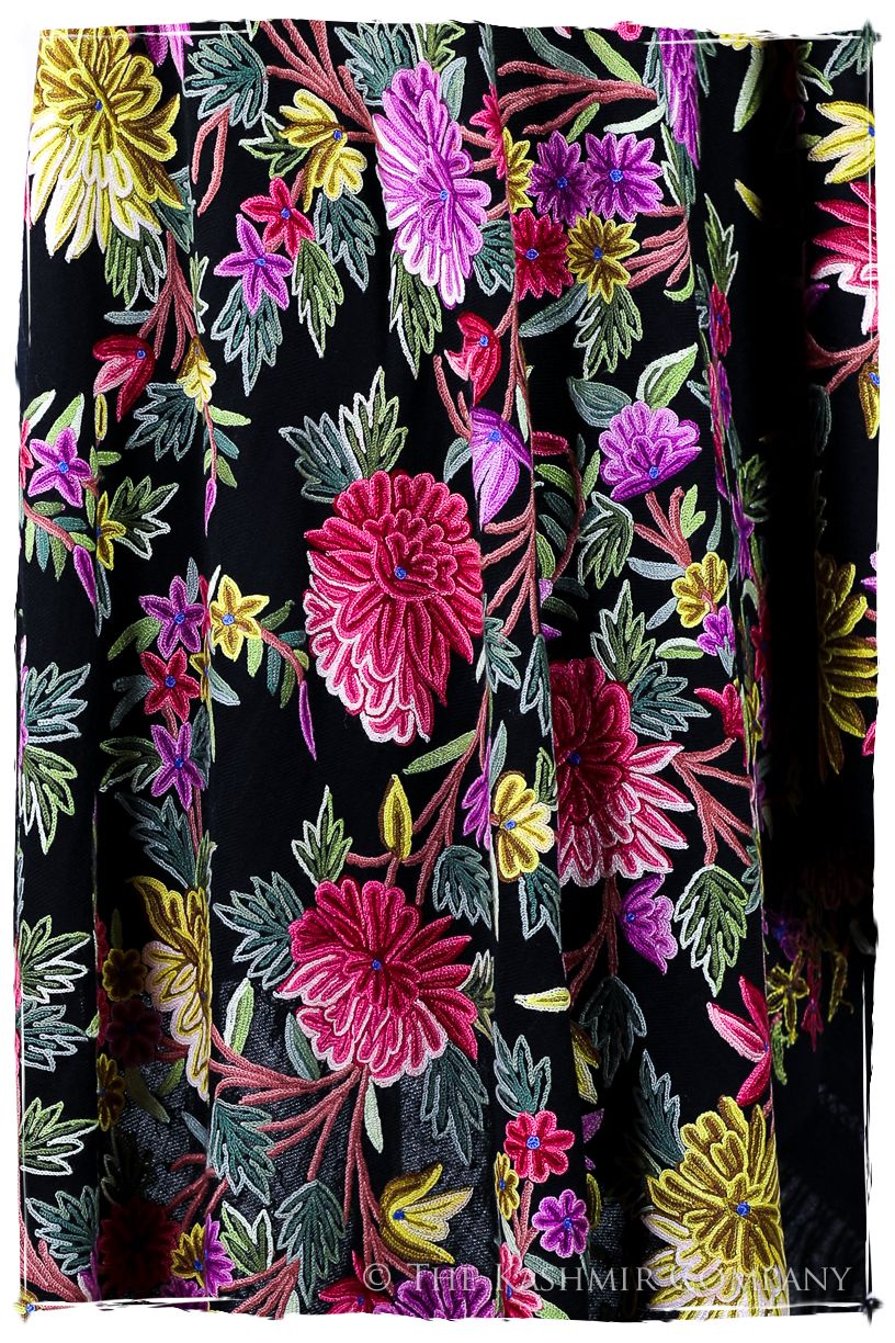 Belles Fleurs de Montréal Français Antiquaires Shawl
