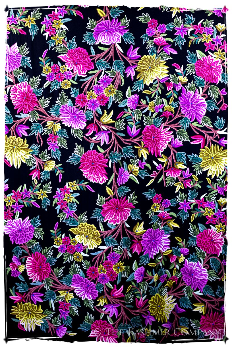 Belles Fleurs de Montréal Français Antiquaires Shawl