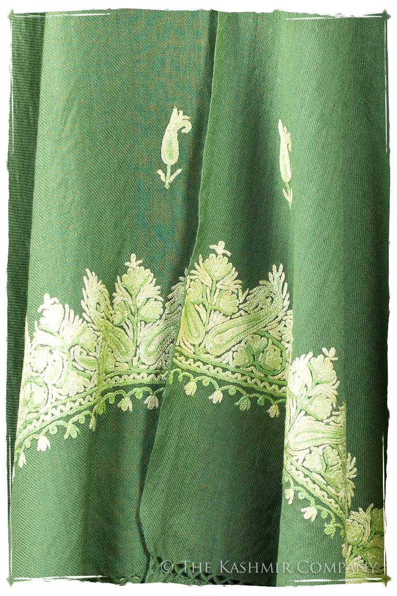 Fernande Frontières Paisley Gift Shawl