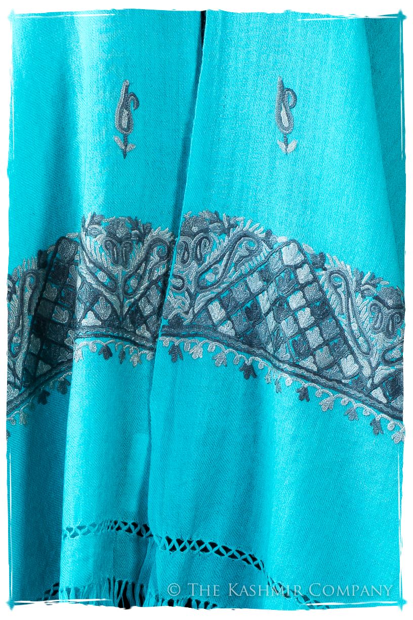 Lucienne Frontières Paisley Gift Shawl