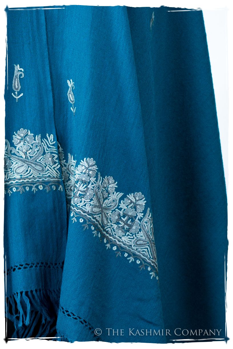 Léonie Frontières Paisley Gift Shawl