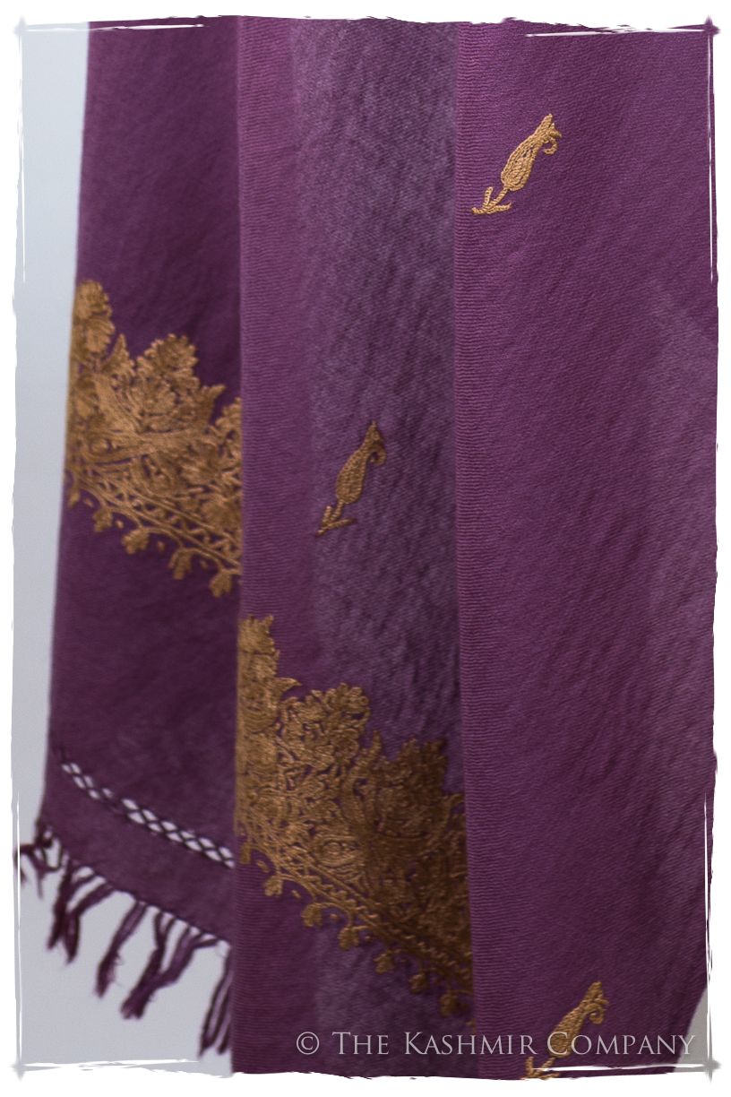 Sara Frontières Paisley Gift Shawl