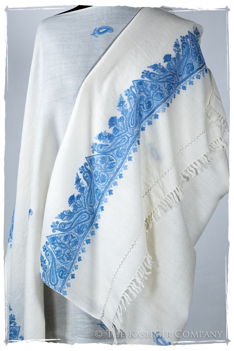 Marisol Frontières Paisley Gift Shawl