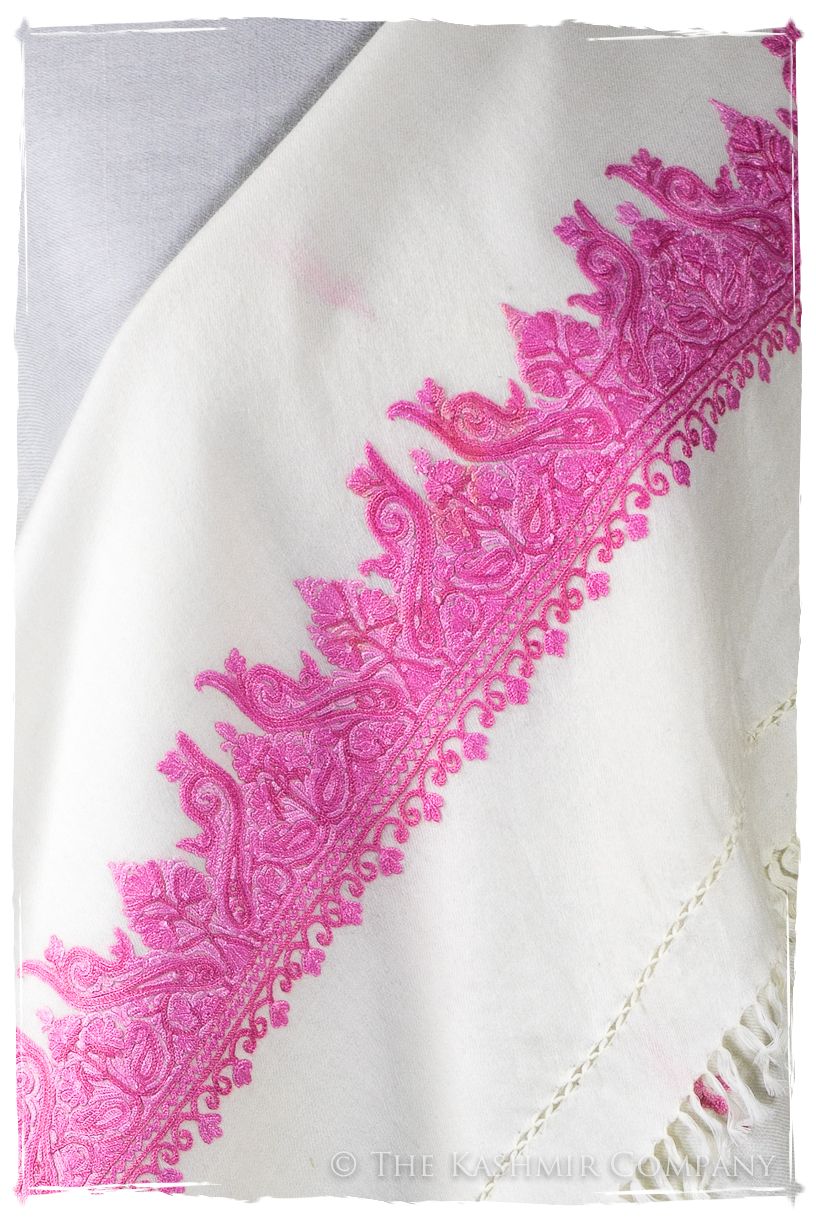 Maru Frontières Paisley Gift Shawl
