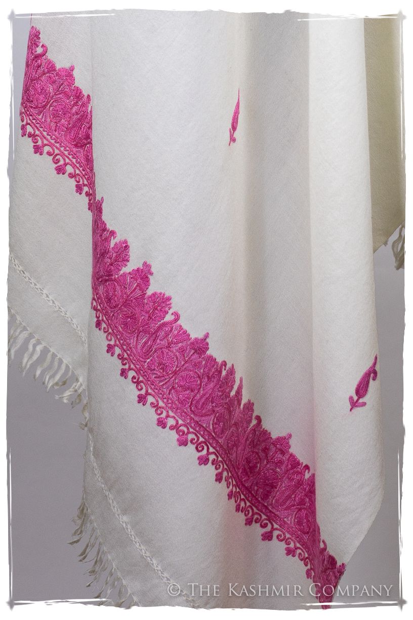 Maruja Frontières Paisley Gift Shawl
