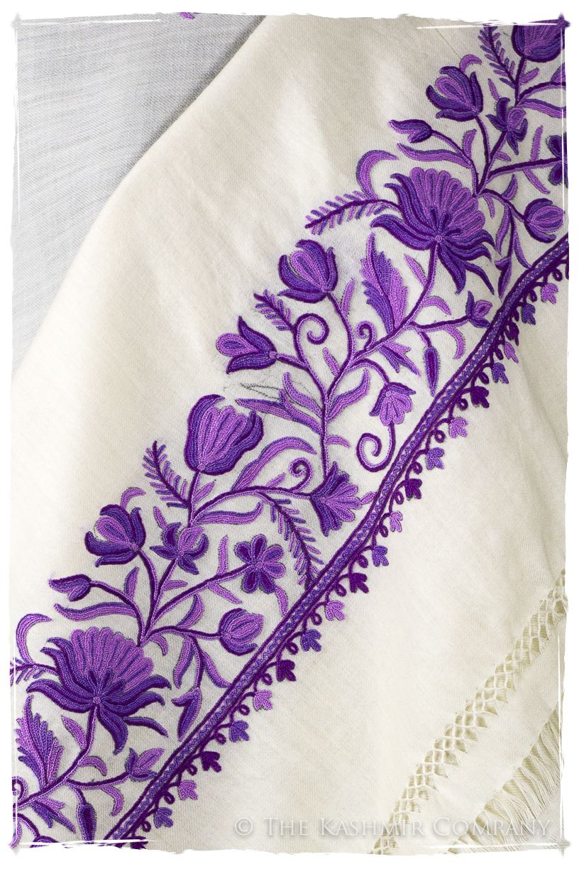 Melania Frontières Paisley Gift Shawl