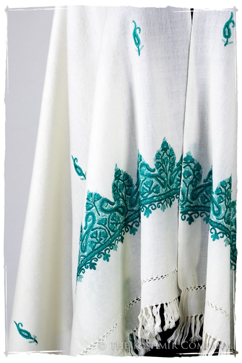 Melina Frontières Paisley Gift Shawl