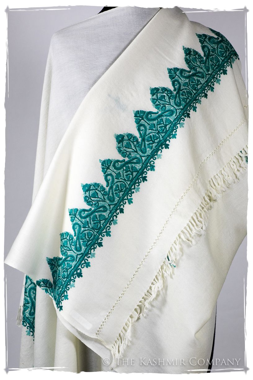 Melina Frontières Paisley Gift Shawl