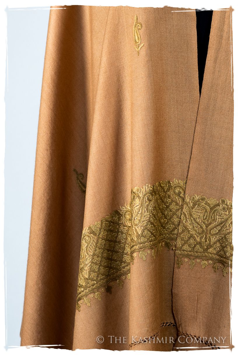 Milagros Frontières Paisley Gift Shawl