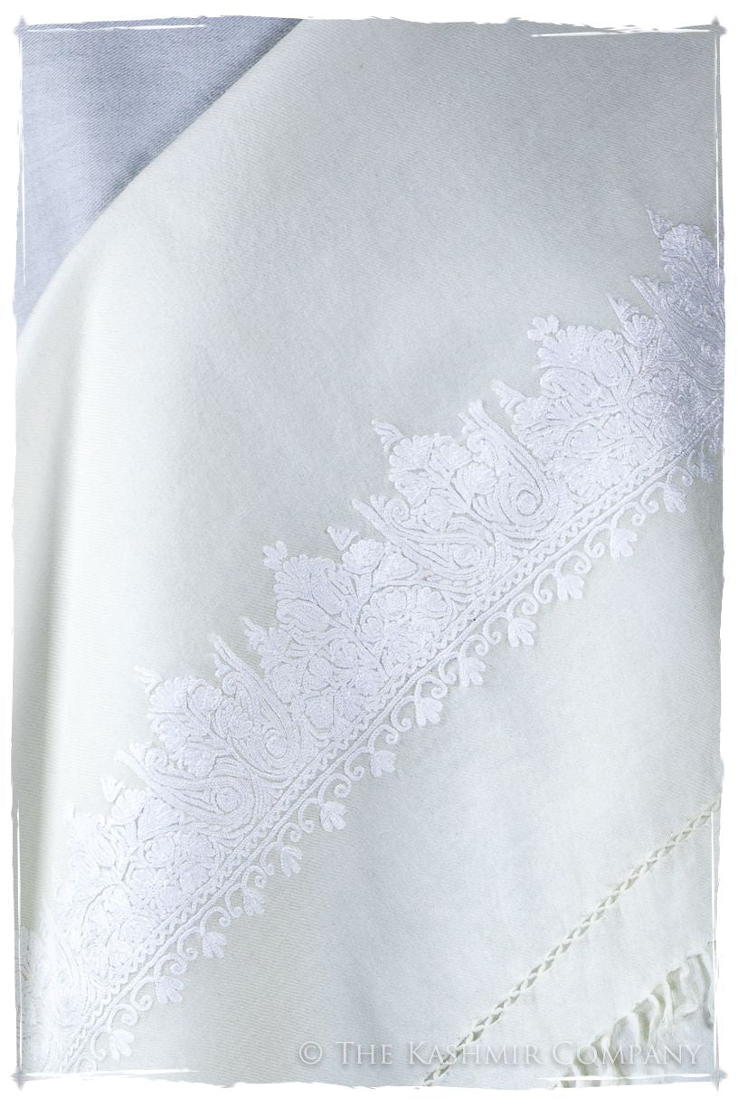 Simone Frontières Paisley Gift Shawl