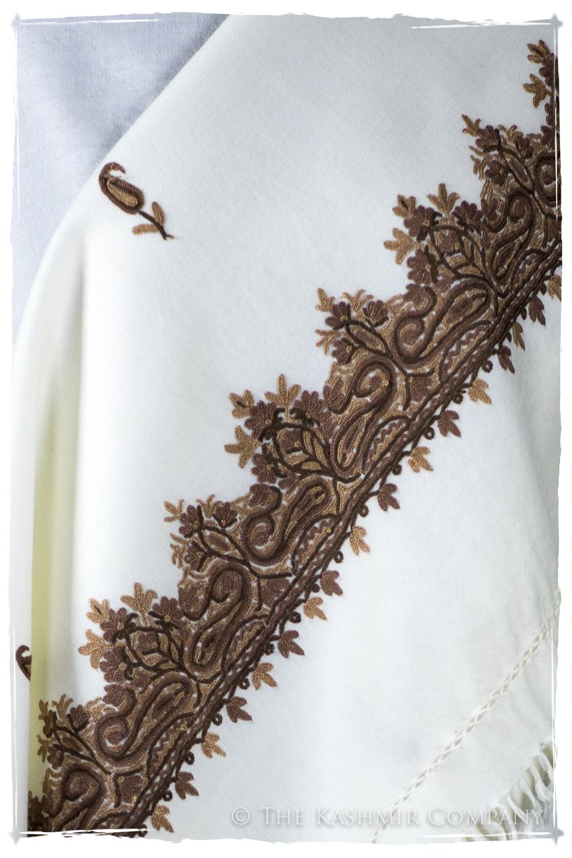 Soraya Frontières Paisley Gift Shawl