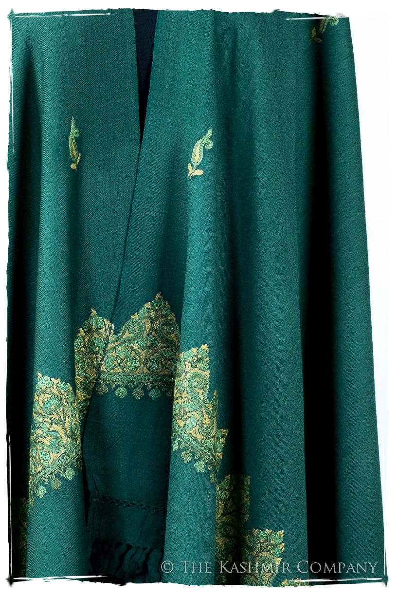 Xiomara Frontières Paisley Gift Shawl
