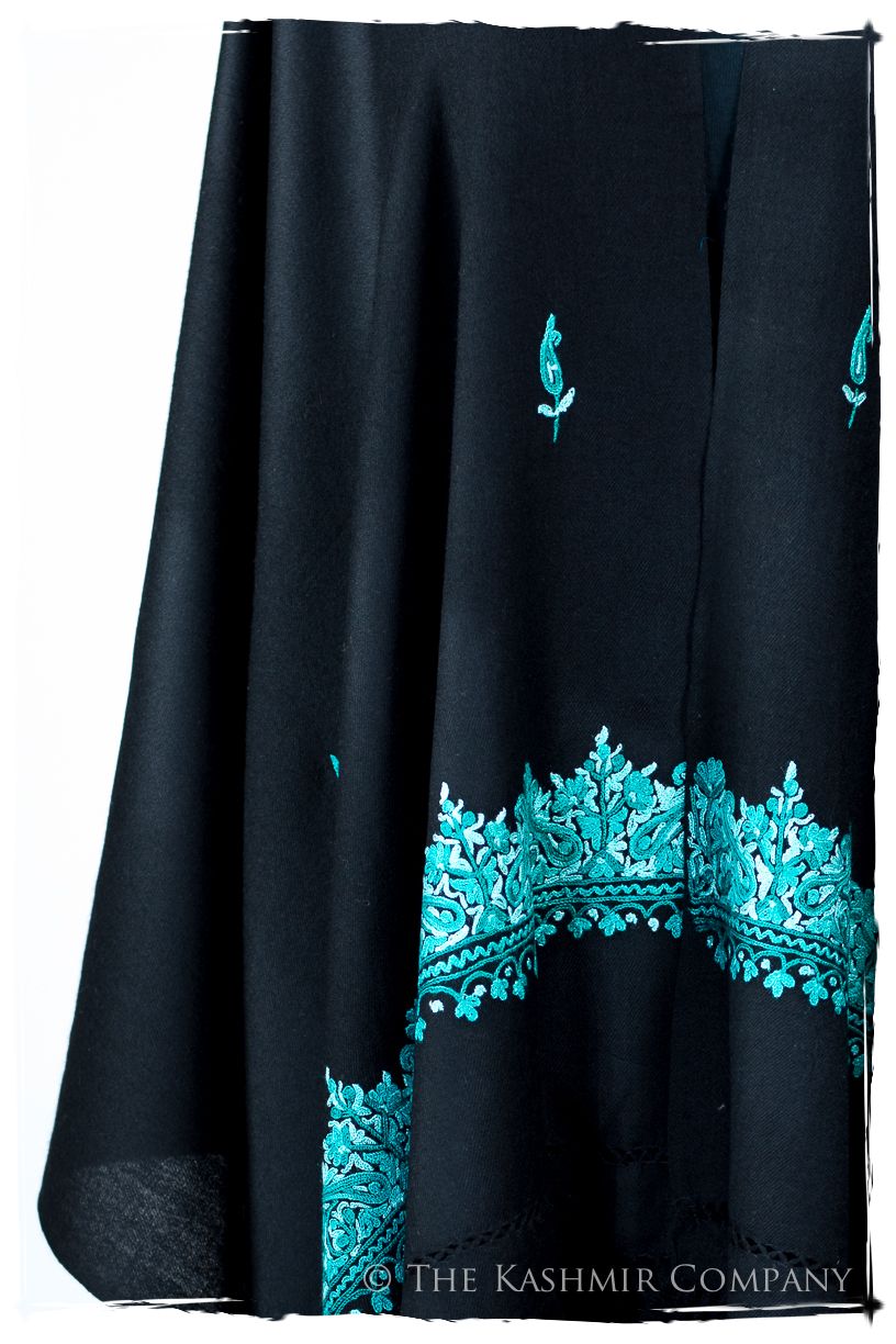 Zulema Frontières Paisley Gift Shawl