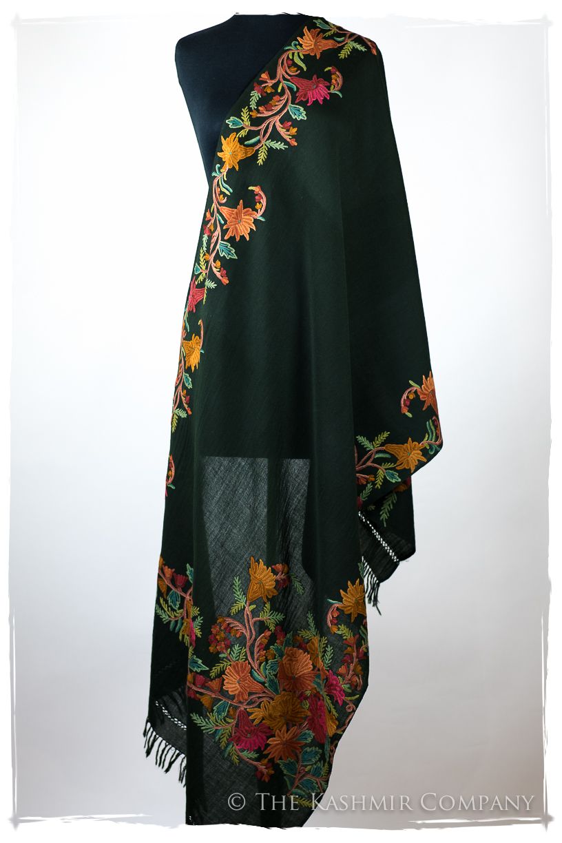 Mirabelle de Frontierè Jardin Mascarade Shawl