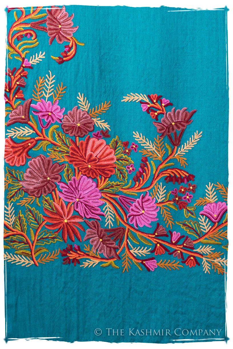 Chloé de Frontierè Jardin Mascarade Shawl