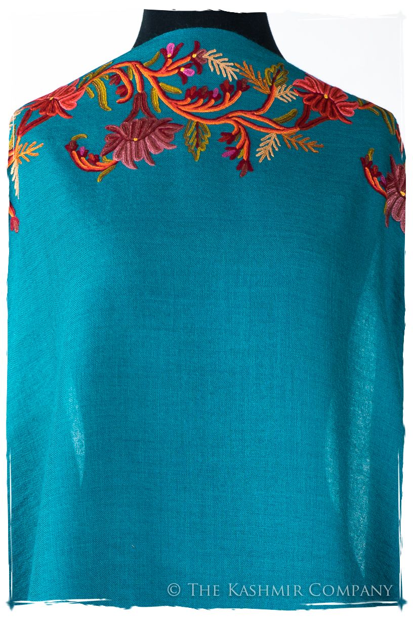 Chloé de Frontierè Jardin Mascarade Shawl