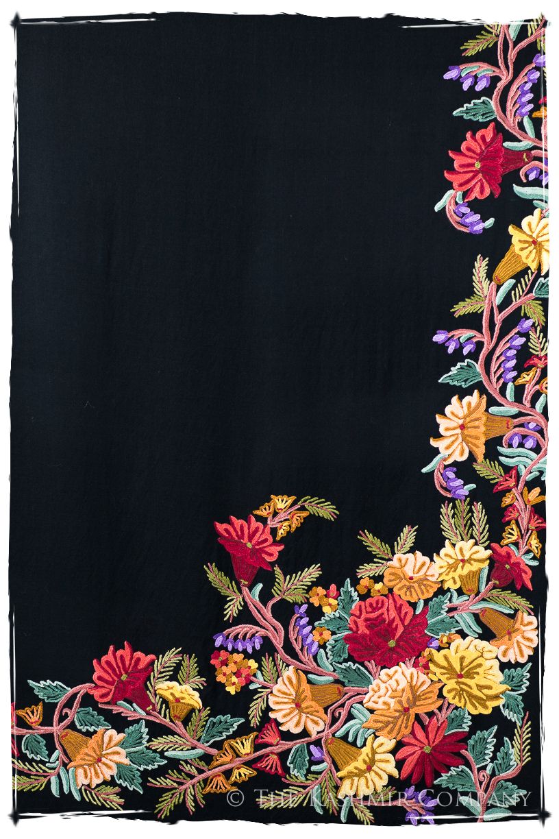 Slyvie de Frontierè Jardin Mascarade Shawl