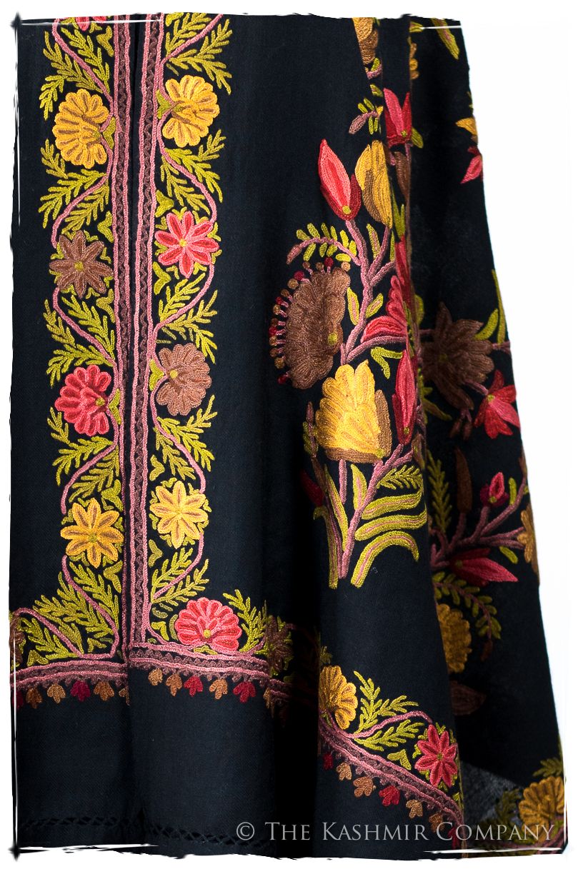 Royauté Française Amoureuse de Cezanne Cannes Shawl