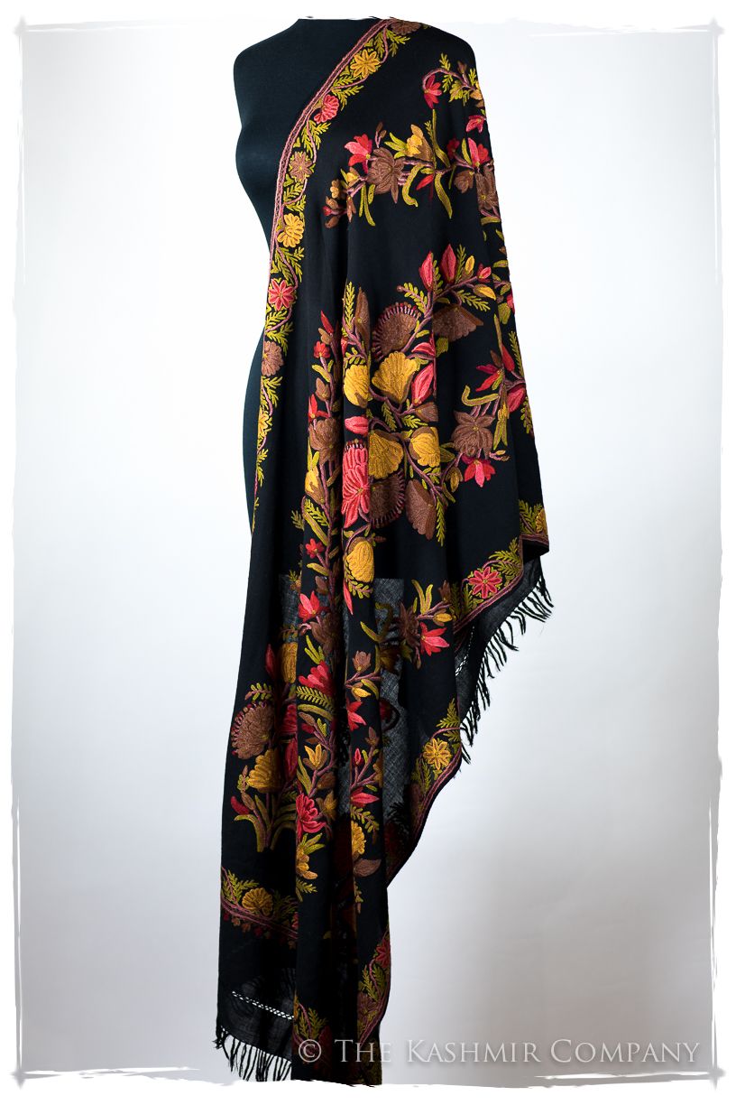 Royauté Française Amoureuse de Cezanne Cannes Shawl