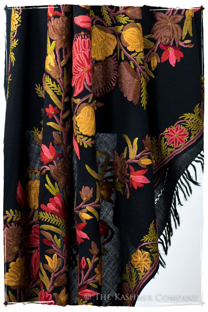 Royauté Française Amoureuse de Cezanne Cannes Shawl