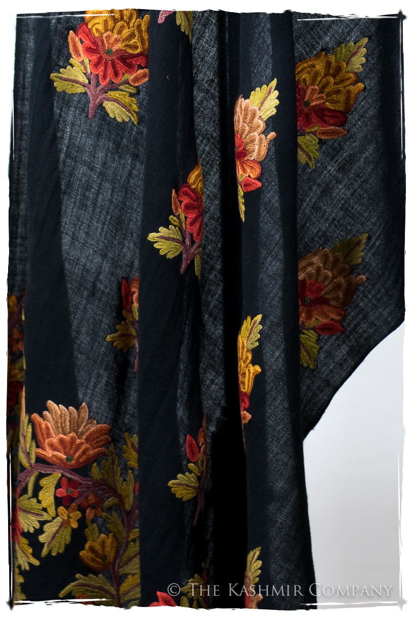 Royauté Française Amoureuse de Andrée Cannes Shawl