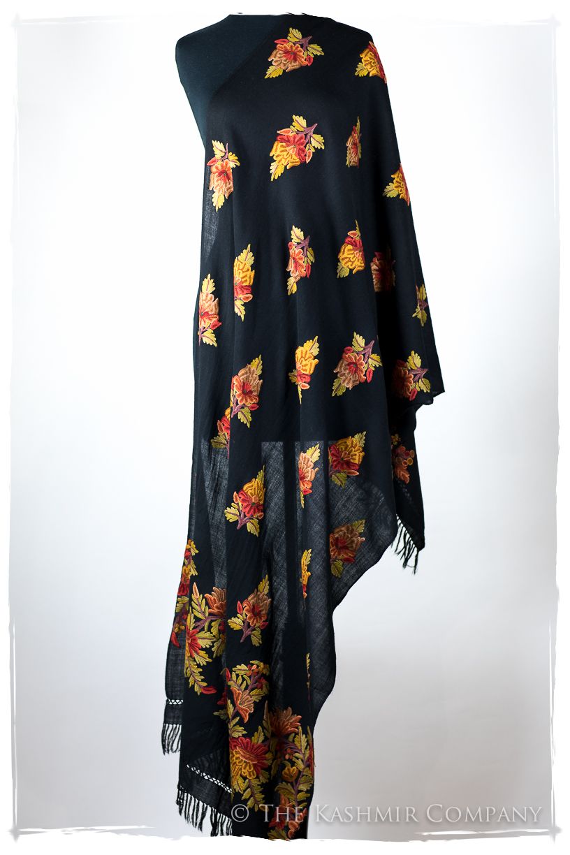 Royauté Française Amoureuse de Andrée Cannes Shawl