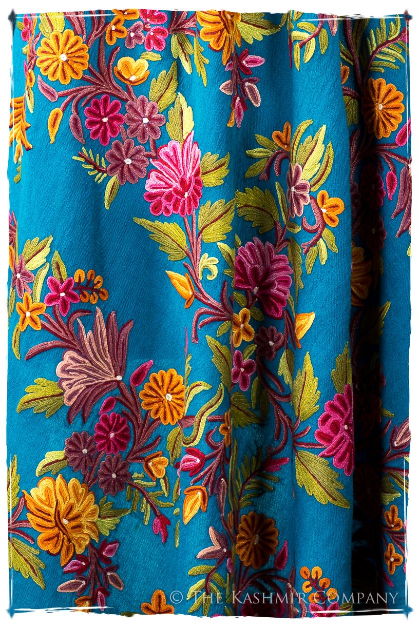 Amoureuse de Élise Française Bleu Notre Dame Shawl