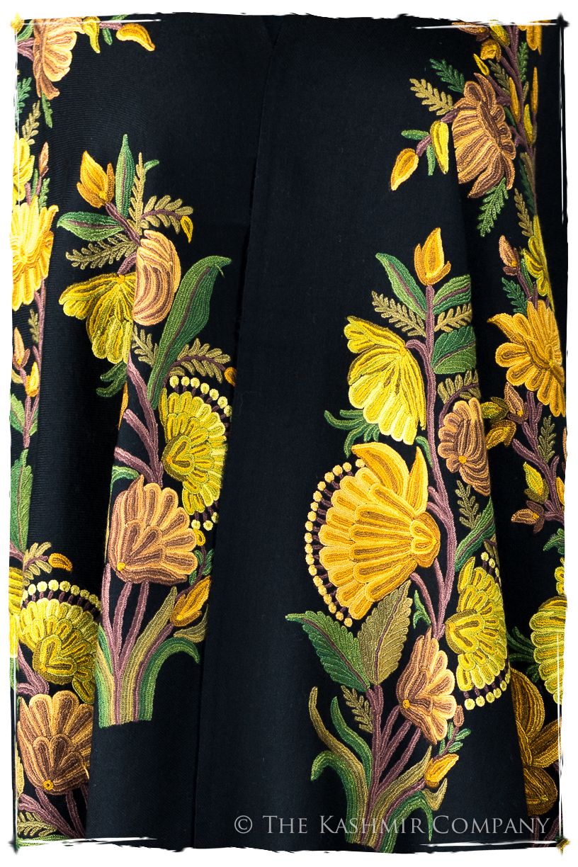 Royauté Française Amoureuse de Slyvie Cannes Shawl