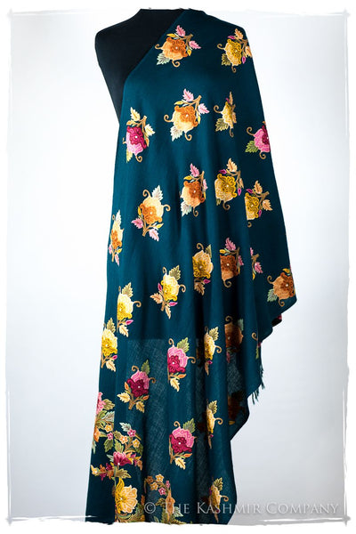 Amoureuse de Aurelie Cannes Shawl