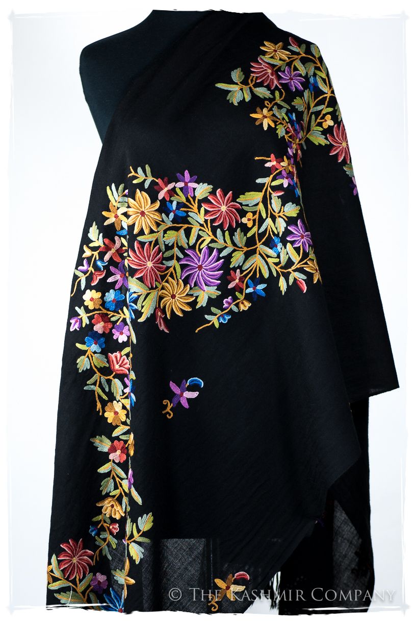 Rivière des Fleurs Aurélie Cannes Shawl
