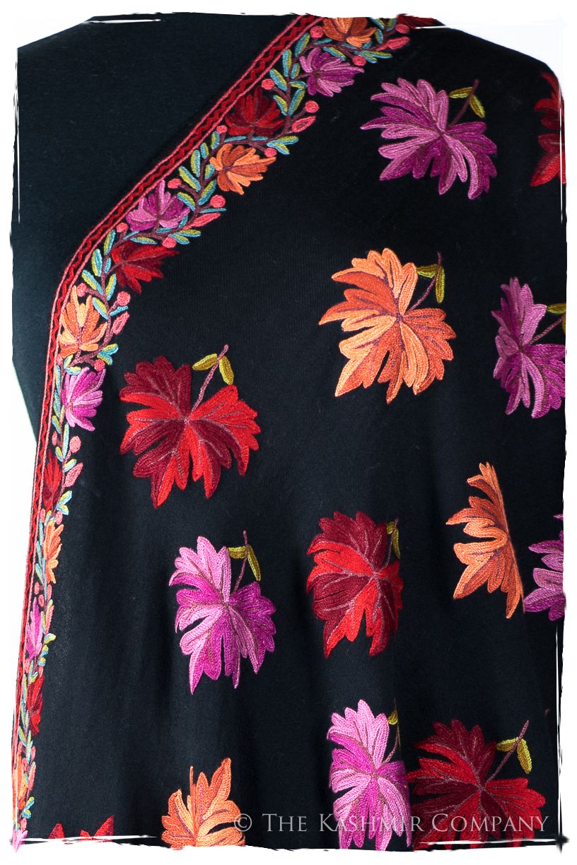 Les Nouvelles Maple Octavie Renoir Shawl