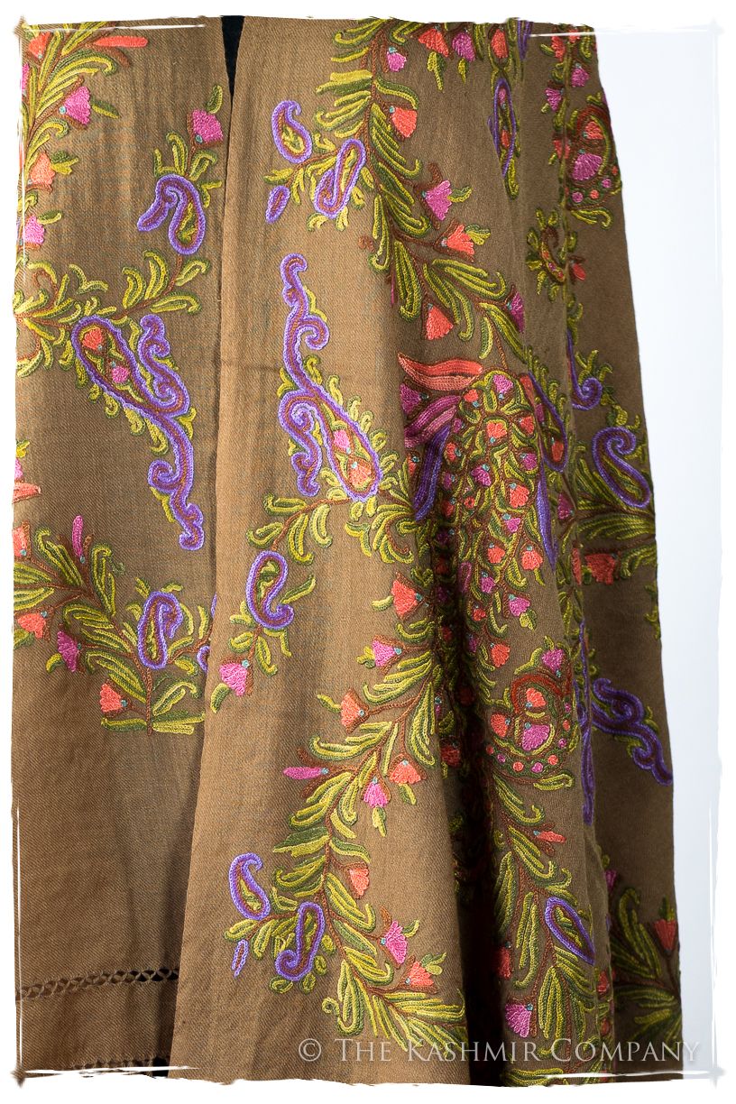 Amoureuse de Maëlle Française Notre Dame Shawl