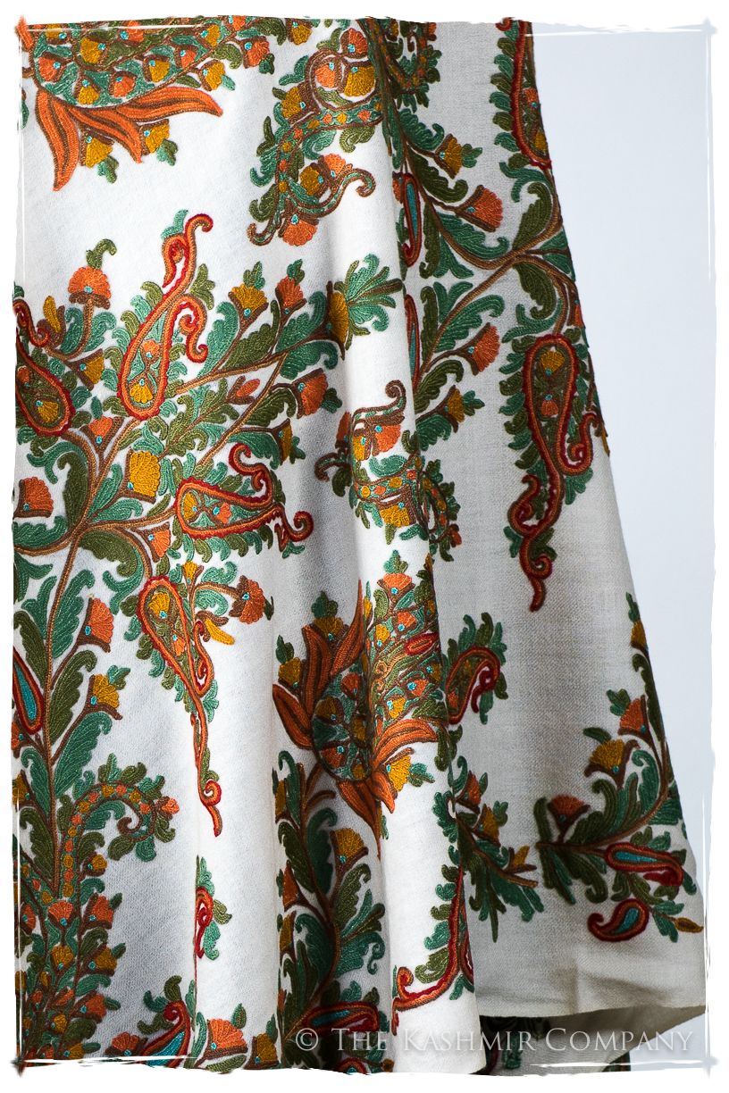 Amoureuse de Christine Française Notre Dame Shawl