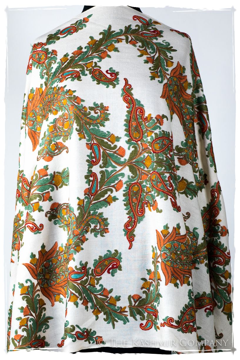 Amoureuse de Christine Française Notre Dame Shawl