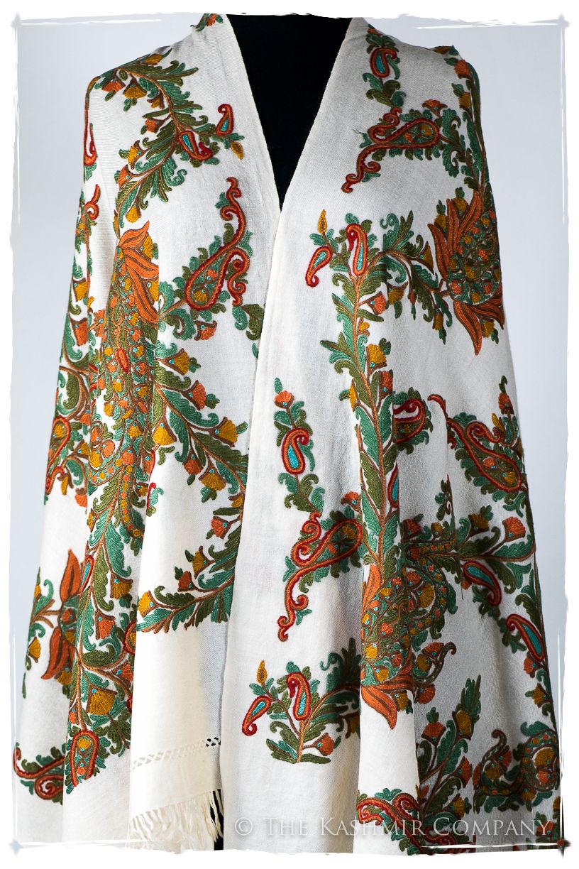 Amoureuse de Christine Française Notre Dame Shawl