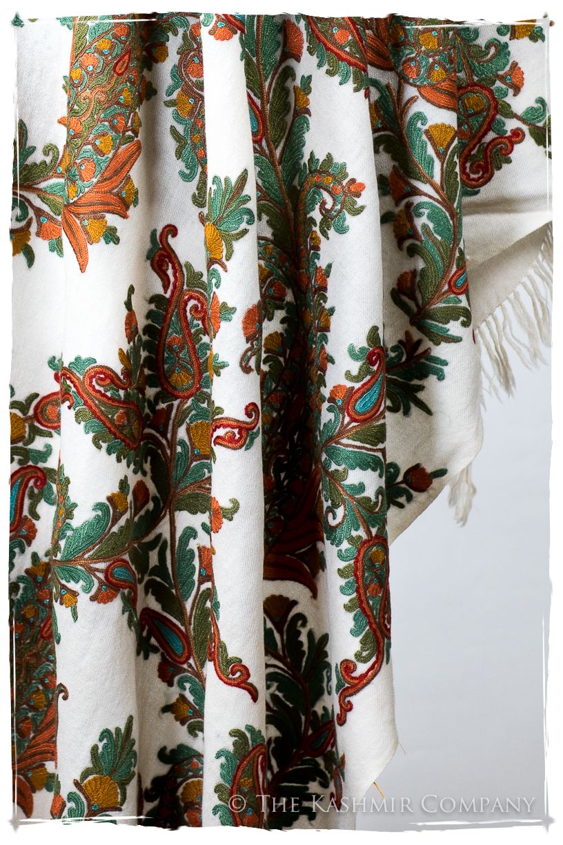 Amoureuse de Christine Française Notre Dame Shawl