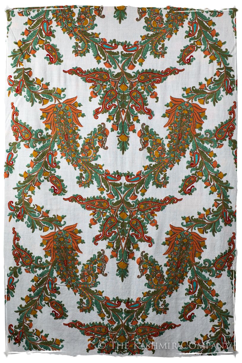 Amoureuse de Christine Française Notre Dame Shawl