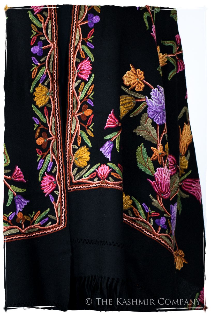 Le Français Classique de Celine Antiquaires Shawl