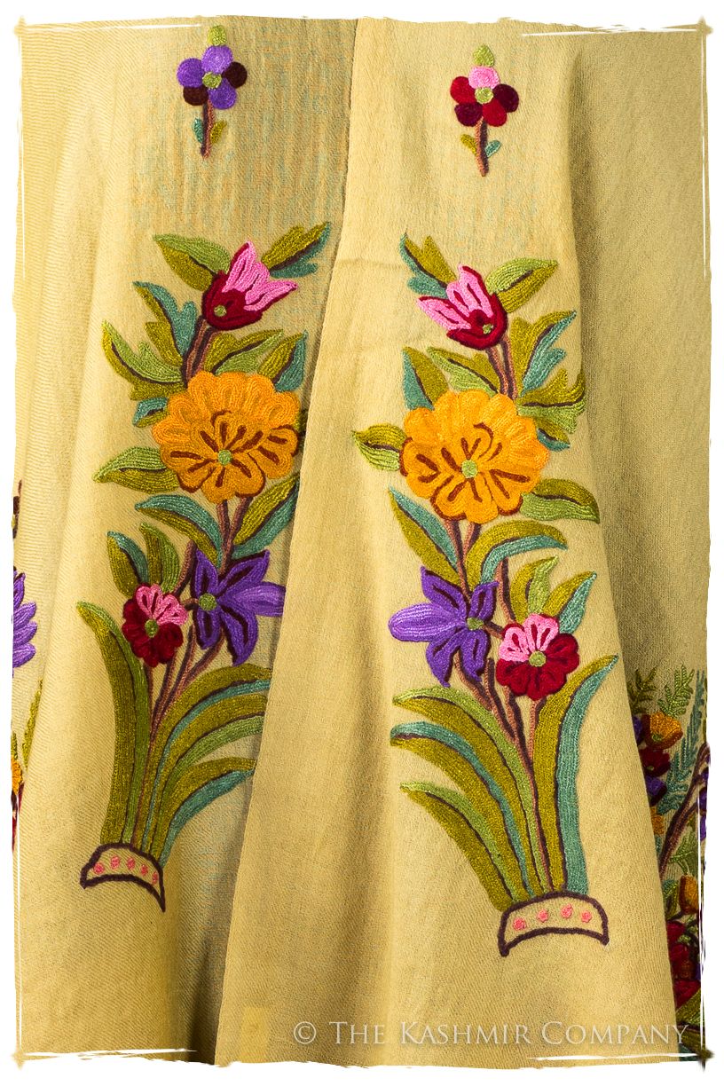 Bouquet de Augustine Méditerranéen Provence Shawl