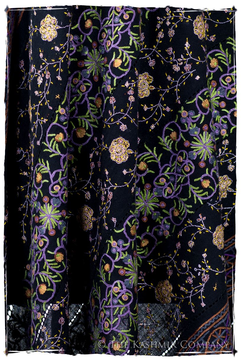 Trois Embroideries Soirée Palais Impérial Française Antiquaires Shawl