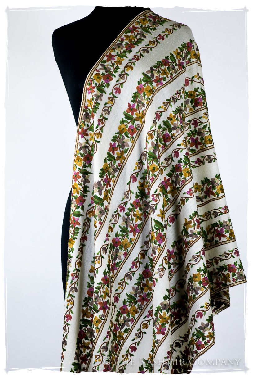 Jardin de Violette Africaine Notre Dame Shawl