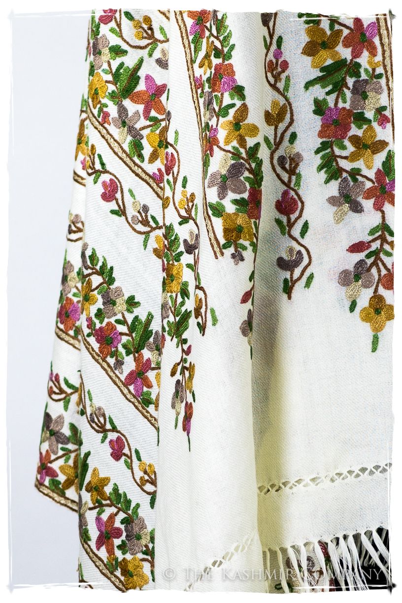 Jardin de Violette Africaine Notre Dame Shawl