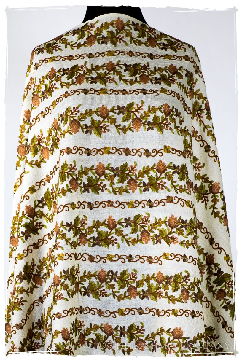 Jardin de Vigne d'olive Notre Dame Shawl
