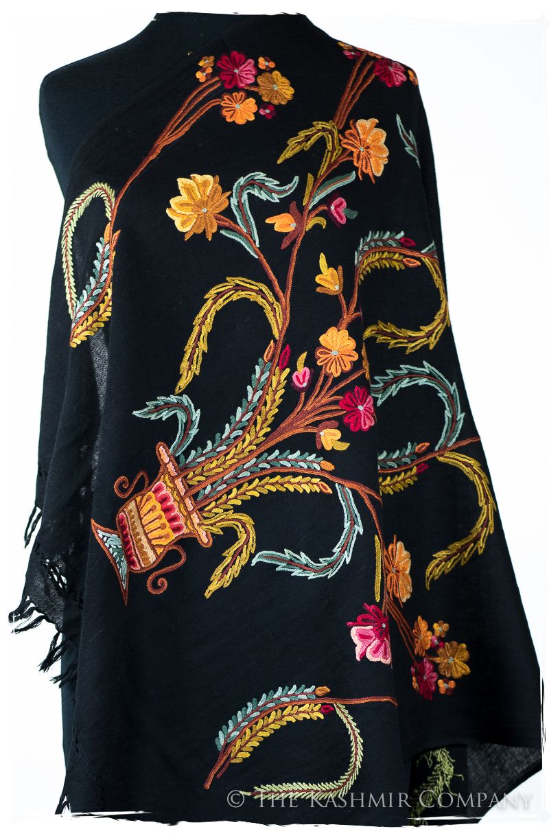 Française Bouquet de Philomène Provence Shawl