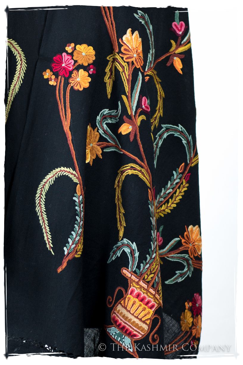 Française Bouquet de Philomène Provence Shawl