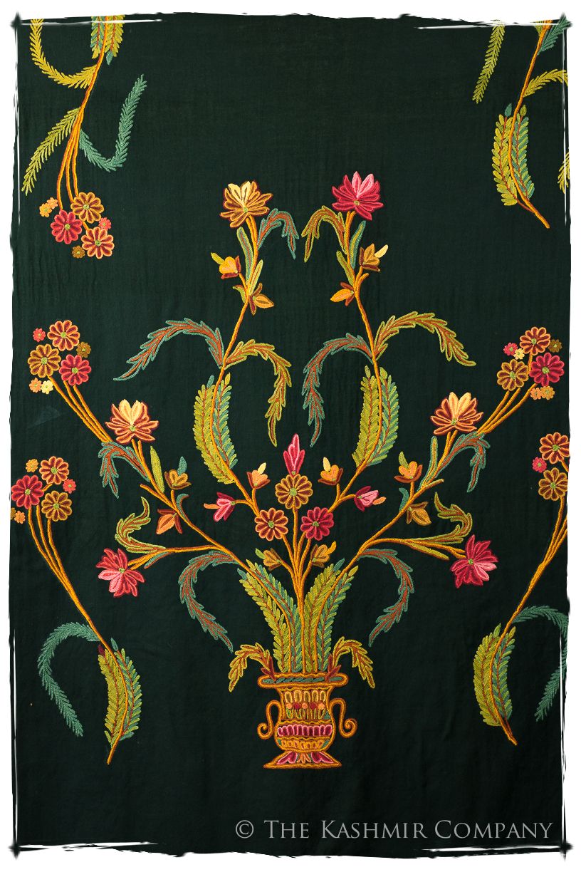 Française Bouquet de Lucienne Verte Provence Shawl
